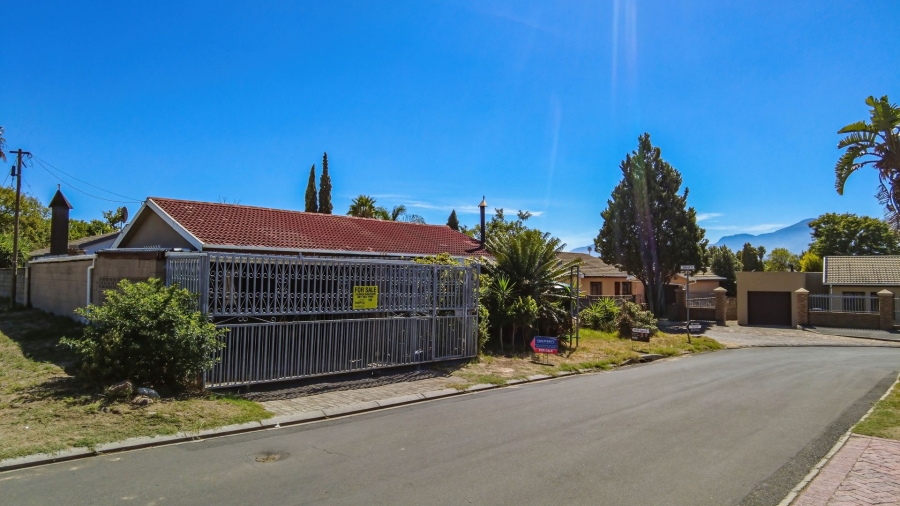 3 Bedroom Property for Sale in Paarl North Western Cape
